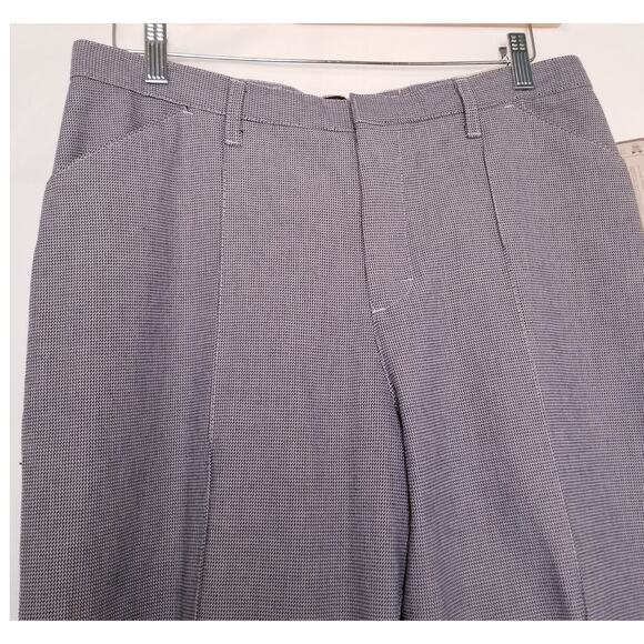 NWT Women’s Lee Performance Khaki Pants Seamed Straight Leg 100% Cotton SZ 12 - Picture 2 of 15